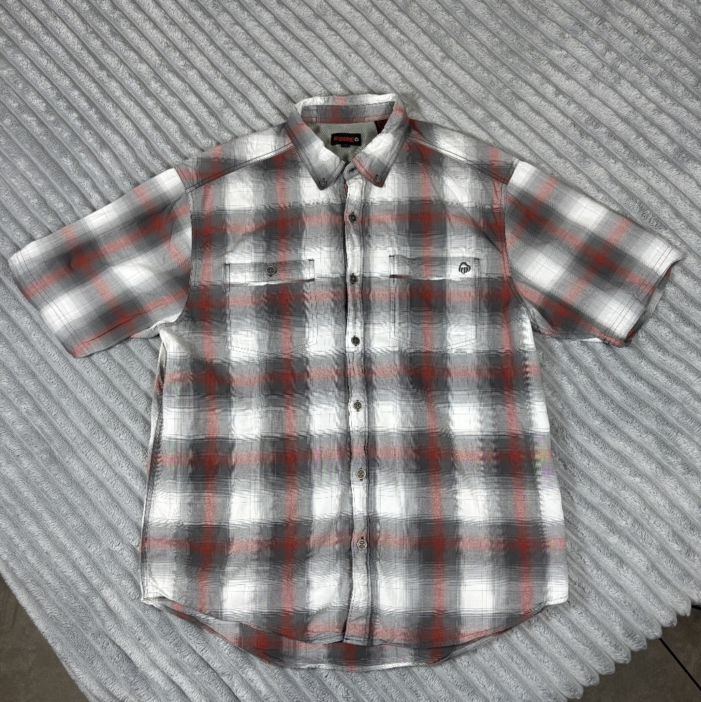 Wolverine mens XLTG red white and gray‎ plaid flannel style short sleeve